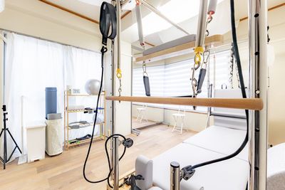 Pilates studio ata NIPPORI マシンピラティス個室スタジオataの室内の写真