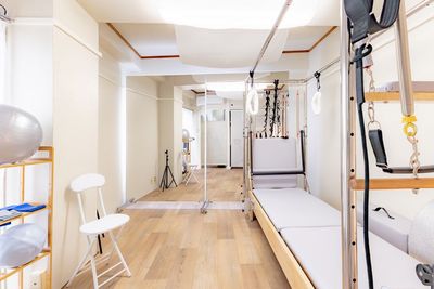 Pilates studio ata NIPPORI マシンピラティス個室スタジオataの室内の写真