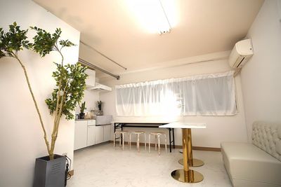 【赤羽駅 徒歩5分】完全個室💫	/贅沢20㎡×2部屋😊/デスクワーク・会議・着付け・学習会などにお勧め！ - レンタルサロンRainbow 赤羽店（Large）