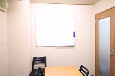 ふれあい貸し会議室 八重洲永沢 ふれあい貸し会議室 八重洲No13の室内の写真