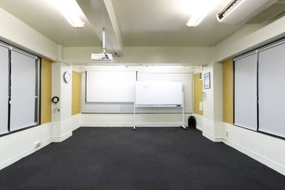 ふれあい貸し会議室 八重洲加藤 ふれあい貸し会議室 八重洲No14の室内の写真