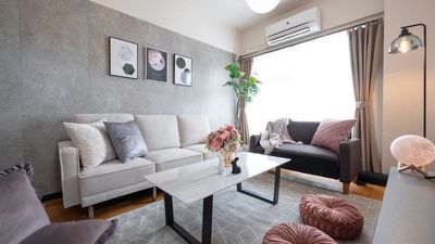 グレーとピンクで落ち着いた雰囲気を。 - 【Moon名古屋】  名古屋駅徒歩4分🌕プラネタリウムが大人気✨ [63]の室内の写真