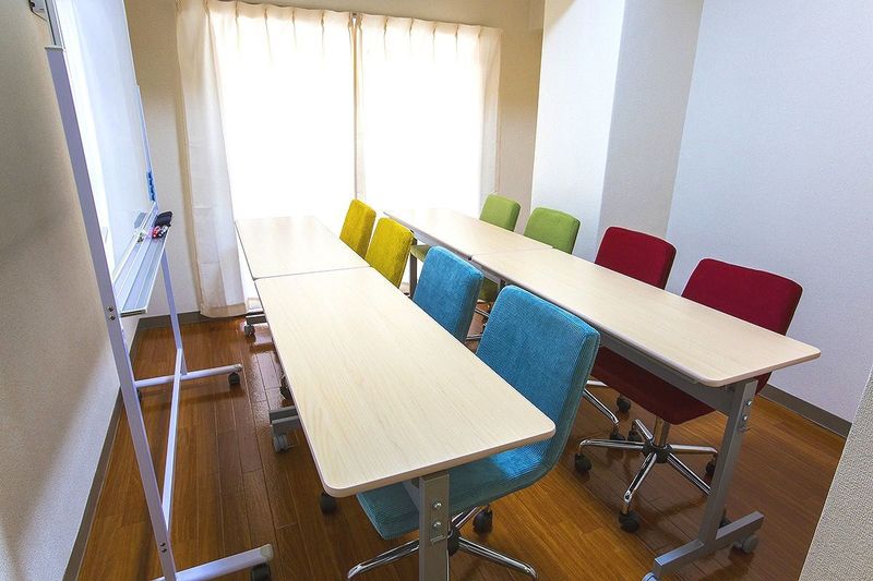 貸し会議室 - スマイルスペース博多