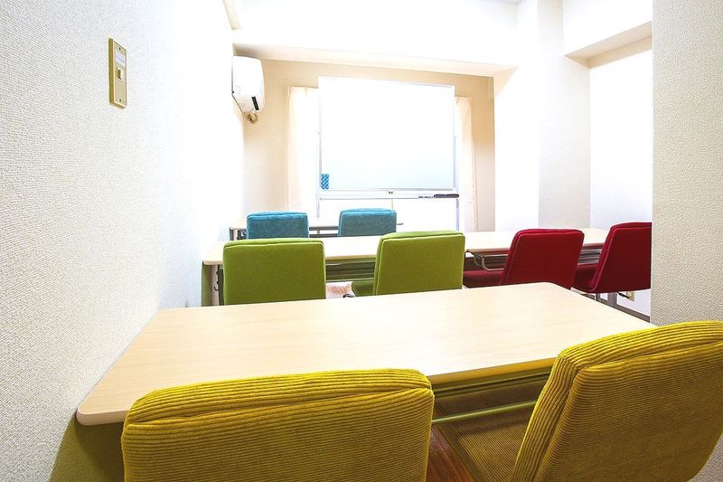 貸し会議室 - スマイルスペース博多