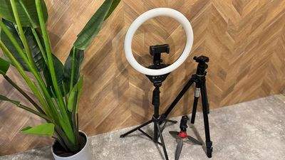 撮影道具
・リングライト
・三脚(SLIK)
・ミニ三脚(Manfrotto) - 🌟NEWオープン🌟コワーキングスペースBuzz Work Buzz Work 個室ブース0の設備の写真