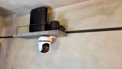 高速Wi-Fi & 防犯カメラ
Wi-Fi6E対応のルーター
6Ghz接続時 770Mbps(実測値)
防犯カメラは24時間稼働しております。 - 🌟NEWオープン🌟コワーキングスペースBuzz Work Buzz Work 個室ブース2の設備の写真