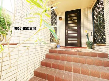 祐天寺アトリエ 祐天寺駅徒歩３分、中目黒駅徒歩１６分【祐天寺アトリエ】A個室の入口の写真