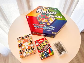 ボードゲーム（トランプ、UNO、はぁって言うゲーム4、ブロックス） - レピーロ小岩 小岩駅6分🥳北欧インテリア🌿女子会💗タコパ🥘レピーロ小岩の設備の写真
