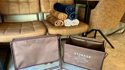 無料貸出物
・ひざ掛け
・荷物かご - 🌟NEWオープン🌟コワーキングスペースBuzz Work Buzz Work 壁カウンター席の設備の写真