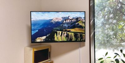 壁掛けのモニター - asianルーム マッサージ・エステ用のレンタルルームの設備の写真