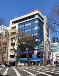 定禅寺ヒルズ(定禅寺通り) 4階会議室の外観の写真