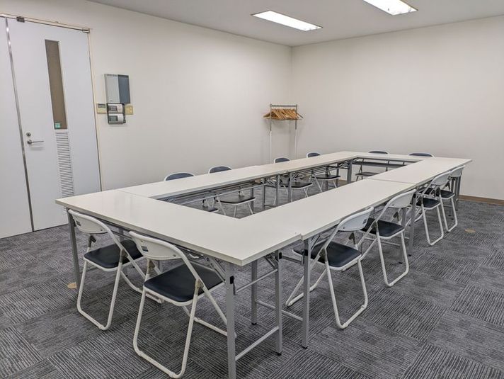 502会議室 - アルファオフィスビル