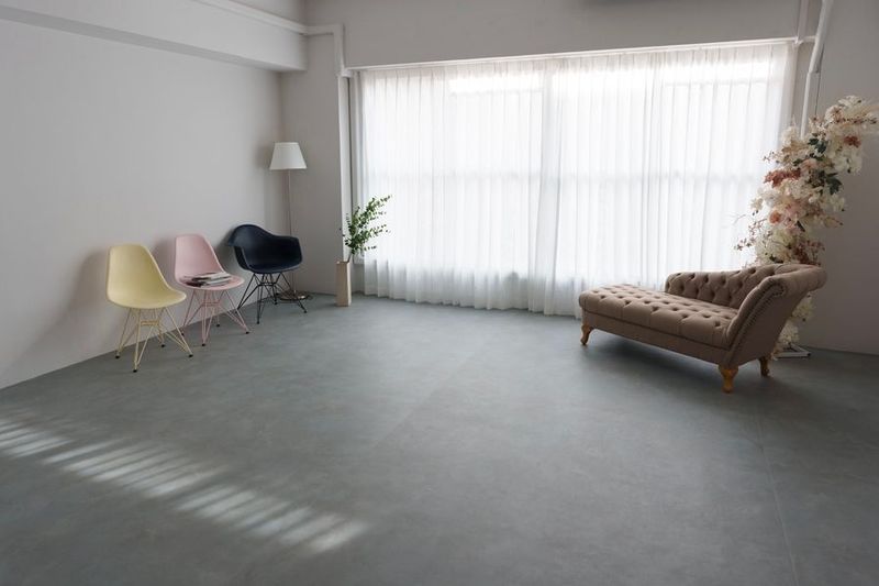 自然光広がる撮影スタジオ - studio Atchoum (スタジオアチューム)