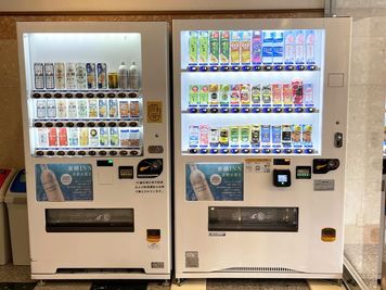 自動販売機 - 東横INN仙台西口広瀬通 シングルの設備の写真