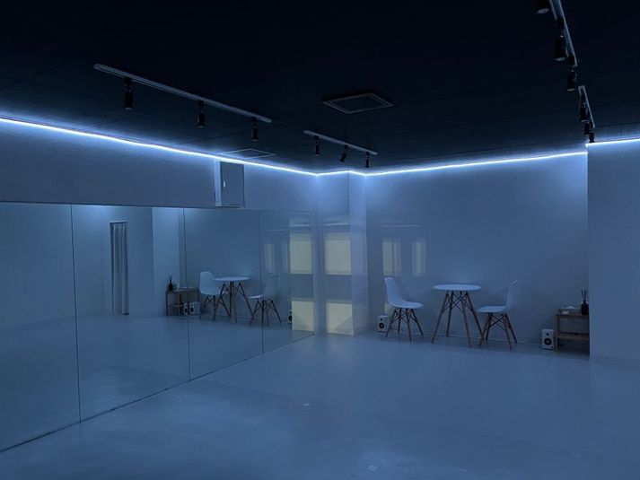 Studio MIMOSA 寝屋川店 - Yoga & Dance Studio MIMOSA