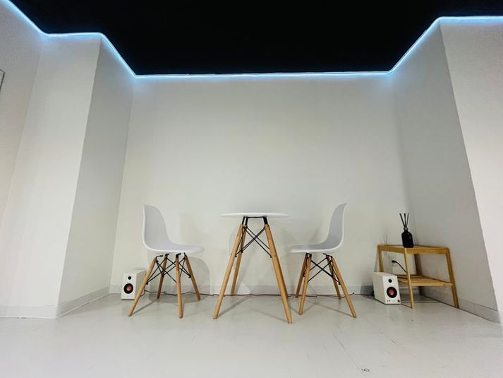 Studio MIMOSA 寝屋川店 - Yoga & Dance Studio MIMOSA