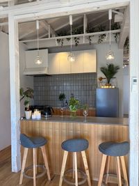 バーカウンター付きキッチン - あかたく 東京スカイツリーベース 歓送迎会シーズン TV YouTube 商用撮影 各種パーティーの室内の写真