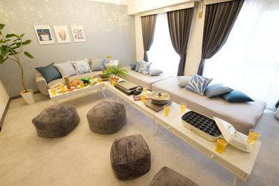 SP523 SHARESPE SP523 シェアスぺlounge新宿の室内の写真