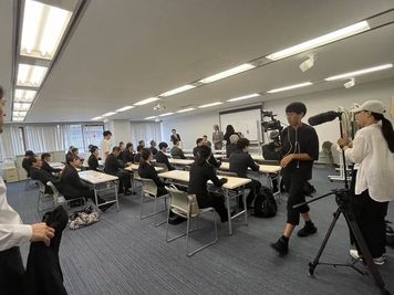 映画の撮影ロケ地として使って頂きました。 - SMG/本町・カーニープレイス ＳＭＧ貸し会議室/カーニープレイス本町ビル４階の室内の写真