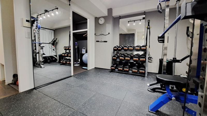 パーソナルトレーニング専用レンタルジム - INDEPENDENT GYM 用賀店