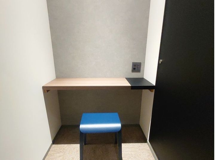 【¥2,200/1h新横浜駅】個室ドロップイン(No.B103) - いいオフィス新横浜 by リブポート新横浜