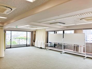 レイアウトは自由 - ココロノオフィス神楽坂セミナールームの室内の写真