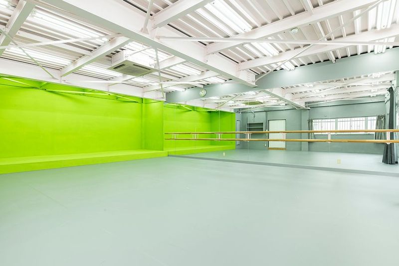 【鶴橋桃谷】全面鏡リノ100㎡レンタルダンススタジオ鶴橋桃谷 - 【桃谷駅徒歩2分】SKYレンタルダンススタジオ鶴橋桃谷