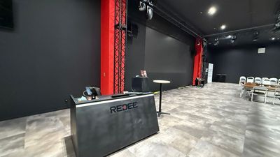 北九州イノベーションセンター 本格機材完備スタジアム型スペース【北九州イノベーションセンター】の室内の写真