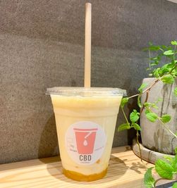 １階のカフェではスムージーも人気です。 - 当日予約可！１階がカフェ&Bar２階がサロンのスペース ヘアサロンTerminal10のその他の写真
