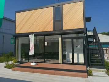 お部屋の外観はこちらです！※始めに別棟の受付までお越しください
 - U-SPACE　 小田原店 Communityの外観の写真