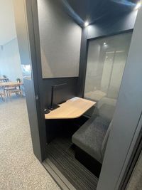 【芝浦ふ頭から徒歩3分】フォンブースA⭐無料Wi-Fi⭐テレワークやオンライン会議に最適◎ - いいオフィス芝浦byヨコソーレインボータワー