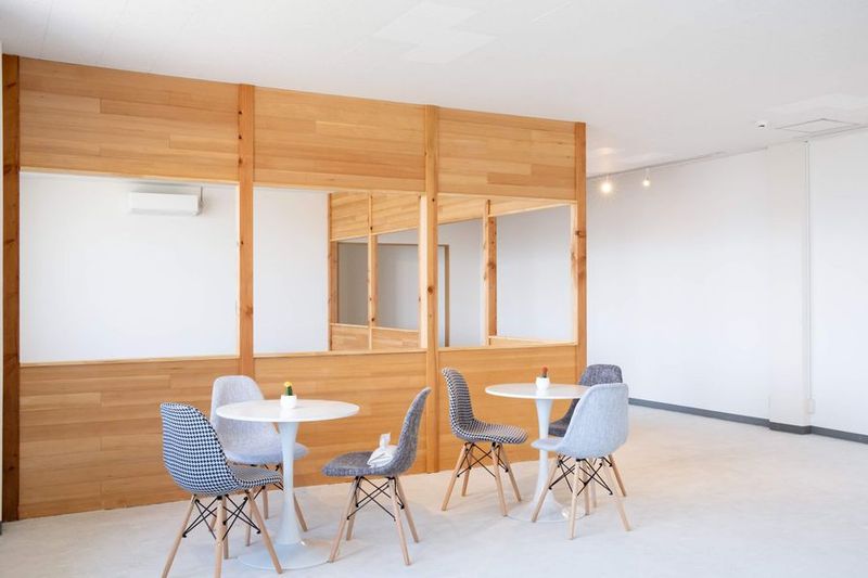 富水駅から徒歩7分！ナチュラルインテリアのレンタルスペース🌿 - Angeサロン