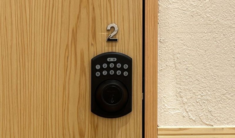 【エールエールA館７F_No.2_向かって右】 - 【2ndBase_広島駅南口】