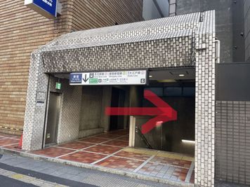 新宿駅6番出口を出て左に進みます。 - ザ・スペース新宿南口 レンタルスペースＡ（防音）のその他の写真