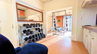 広々30㎡オールラバーフロア - レンタルジム All Day Gym世田谷 用賀店  All Day Gym世田谷 用賀店の室内の写真