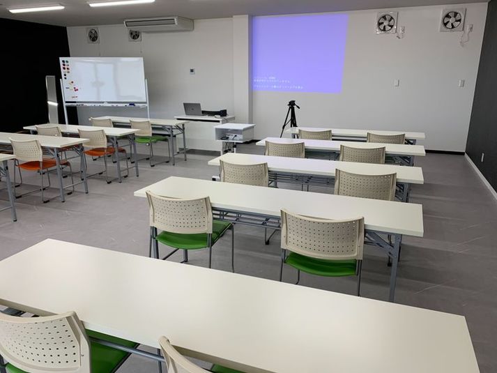 リアライン・ラボ貸会議室 - ReaLine LaB