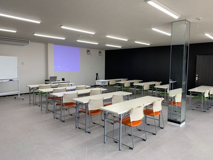 リアライン・ラボ貸会議室 - ReaLine LaB