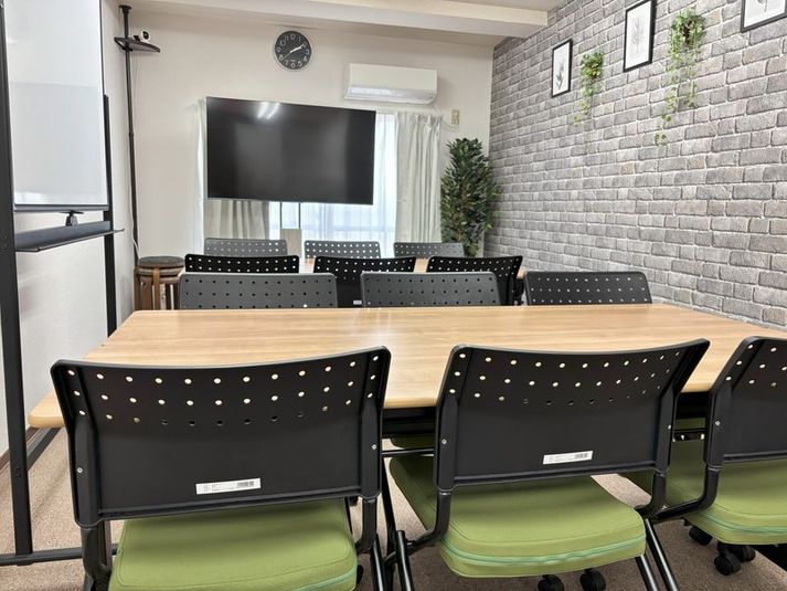 会議室 - 横浜鶴見ワイズスクエア会議室