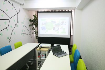 お気軽会議室広島紙屋町leafの室内の写真