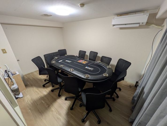 ボードゲームルーム - BOUNTYなんば2号店 ポーカールーム