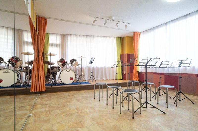 ドラムが叩ける音楽スタジオ　各種楽器演奏可　防音室Aスタジオ - スタジオディライツ小田急相模原