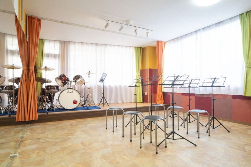 ドラムが叩ける音楽スタジオ　各種楽器演奏可　防音室Aスタジオ - スタジオディライツ小田急相模原