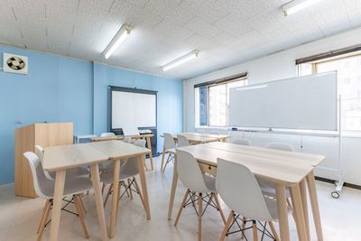 水口ビル 水口ビル4F（マルチルーム）の室内の写真