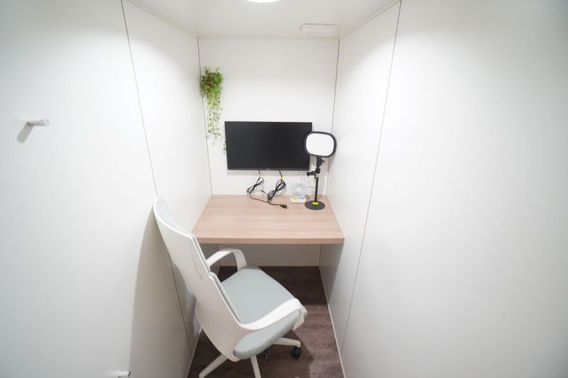 ヒトリボックス 新横浜駅前No.1 - 【ヒトリボックス 新横浜駅前】