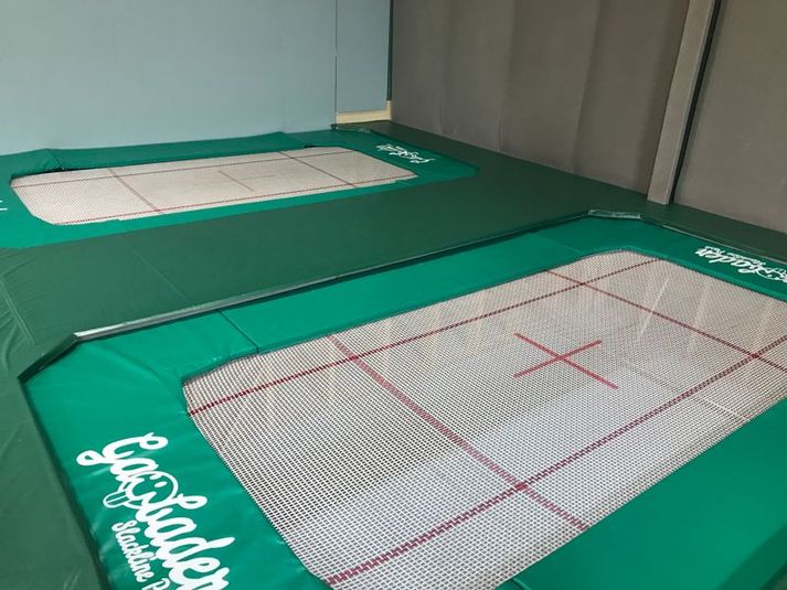 多目的スペース、運動/スポーツ - 運動や遊ぶ施設、トランポリン、スラックライン「ガンバデ」