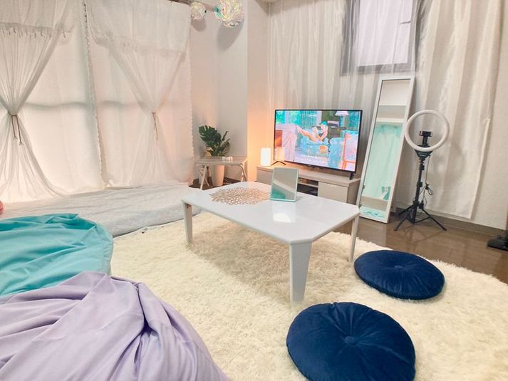 〈ラグーン梅田〉 - ラグーン梅田