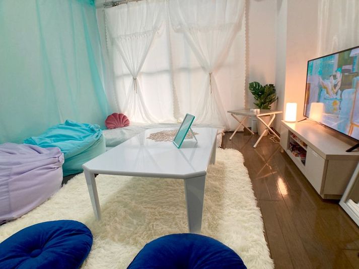 〈ラグーン梅田〉 - ラグーン梅田