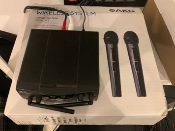 AKG ワイヤレスマイク2本 - STUDIOFLAG高田馬場1号店の設備の写真