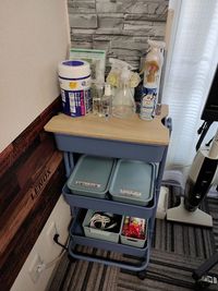 除菌スプレー、除菌シート、各種ケーブルです。 - ブルースペース白金高輪 会議・面談・面接・セミナーの設備の写真