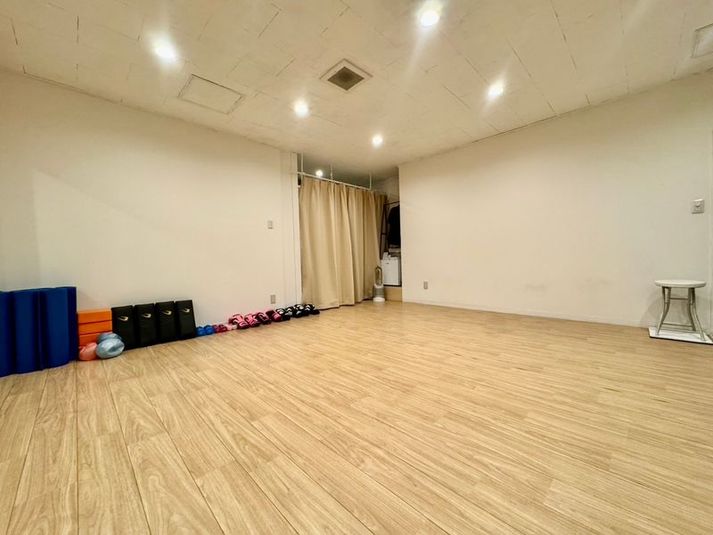 上野毛のレンタルスペース - ヨガ＆ピラティススタジオWellbest上野毛店